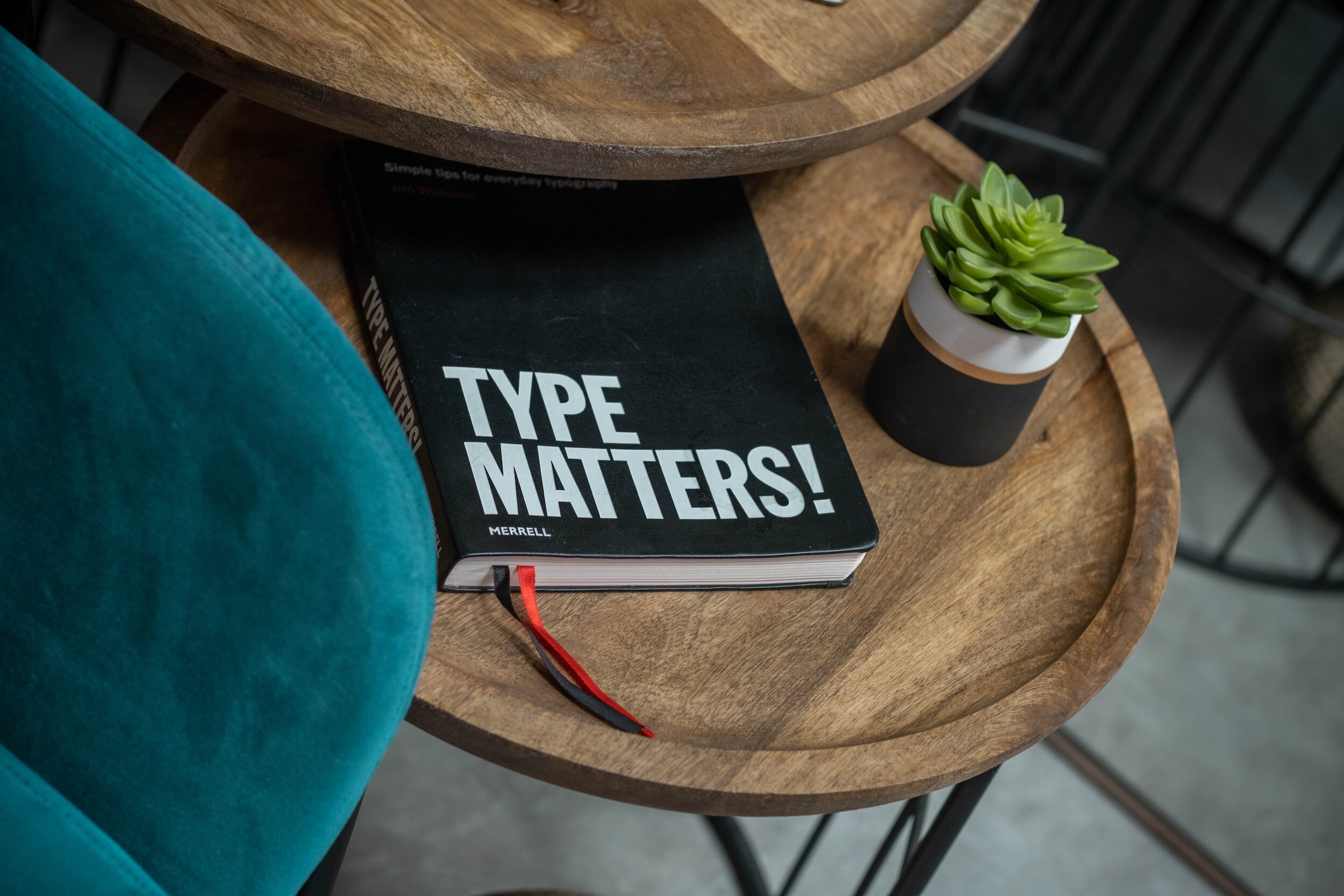 Discover the Benefits of Hiring a PR Agency in 2024
